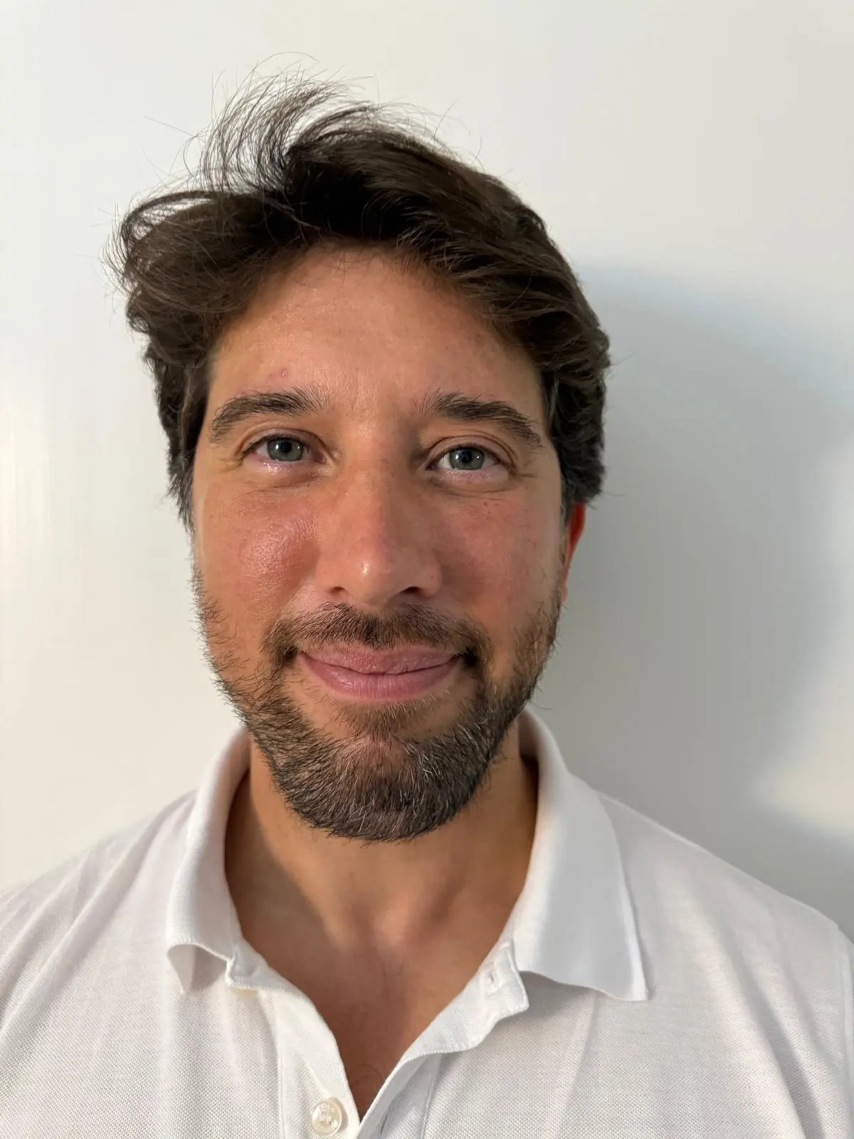 Dr. Victor Balmaceda Mujica